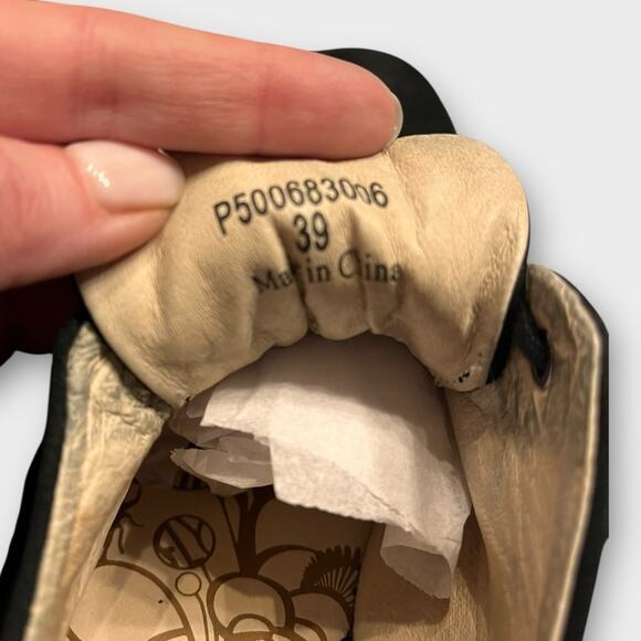 FLY LONDON Yumi Platform Wedge Bootie Women’s 39/8.5 Lace-Up Black Suede Chunky - Picture 9 of 11